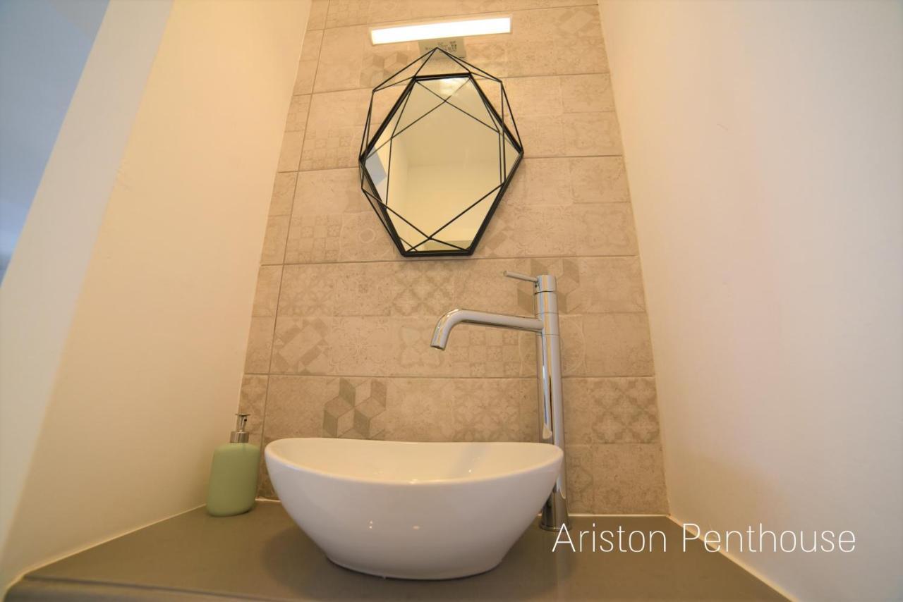 Yalarent Ariston Apartment & Penthouse Тиверіада Екстер'єр фото