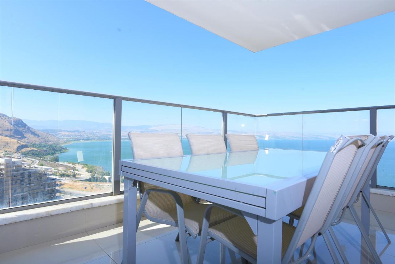 Yalarent Ariston Apartment & Penthouse Тиверіада Екстер'єр фото